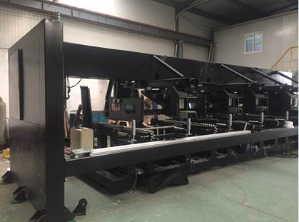 CNC cevni laserski rezalni stroj Cnc Pipe Laser Cutting Machine